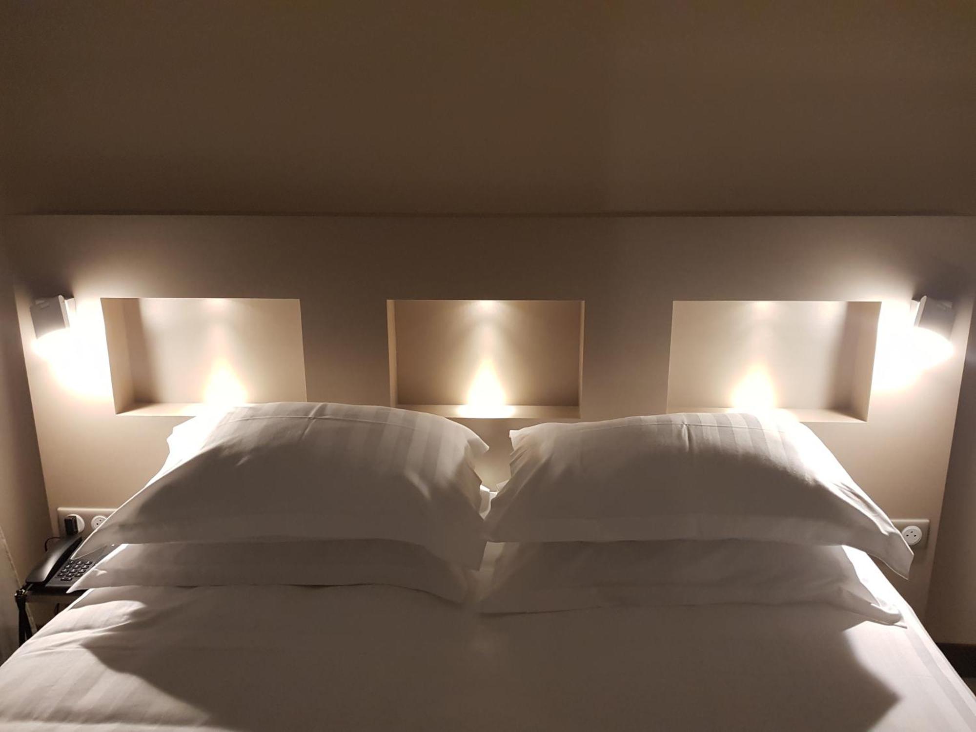 Brit Hotel De Grignan Виши Экстерьер фото