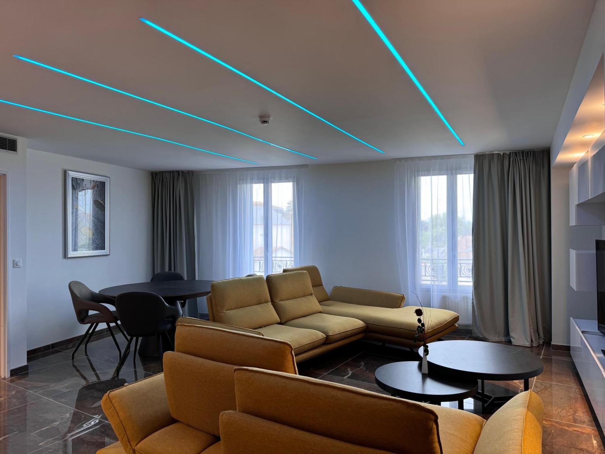 Brit Hotel De Grignan Виши Экстерьер фото